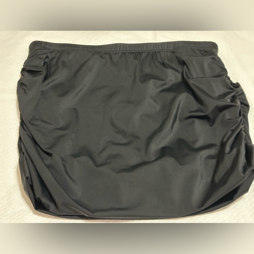 Swimsuits For All Black Swim Bubble Skirt - Picture 3 of 8